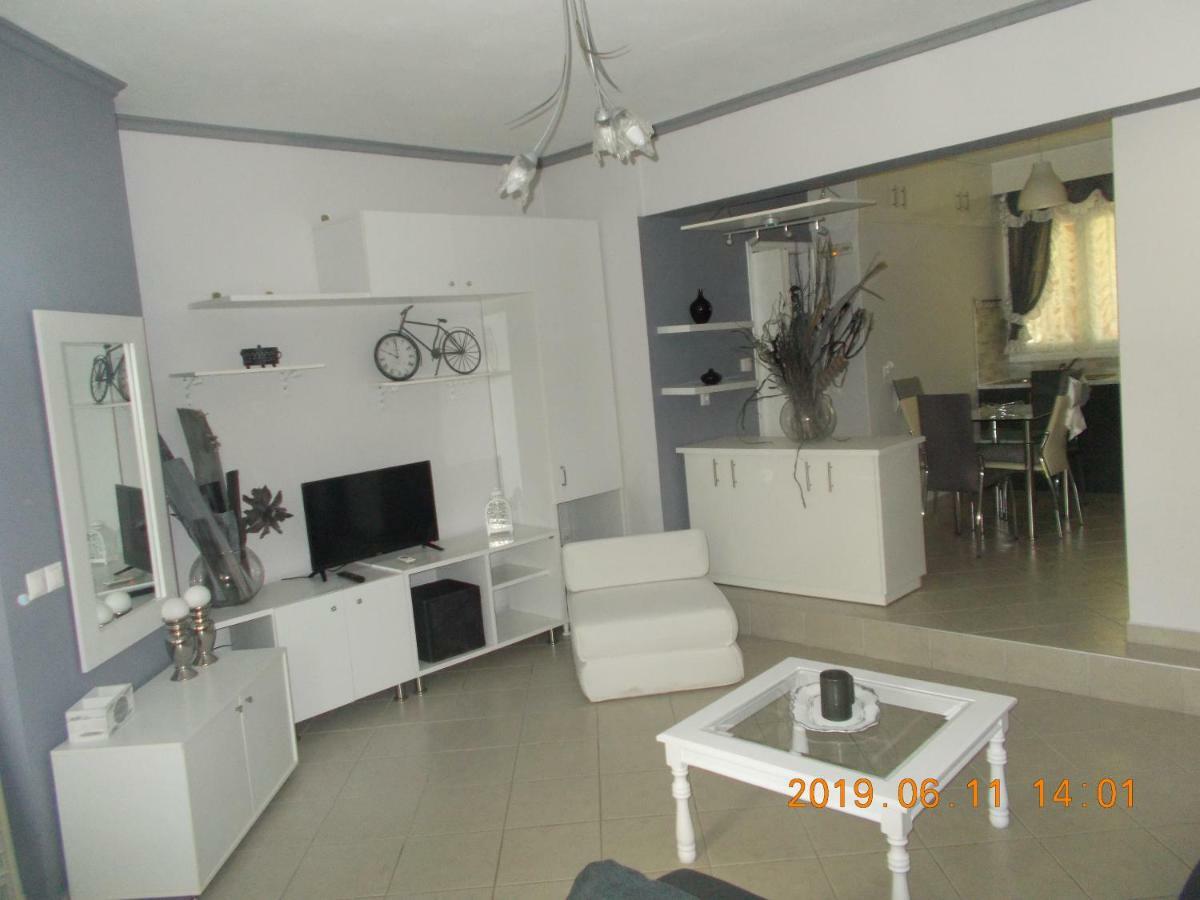 Iris Apartments Apolpaina Экстерьер фото